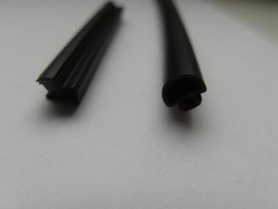 juntas mangueras cordones placas de caucho de silicona para la industria fabricante en Polonia